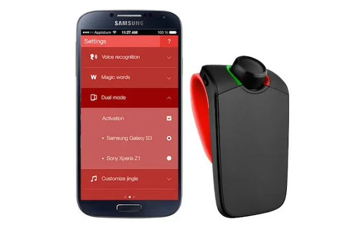 Parrot MINIKIT Neo 2 HD prevents texting and driving