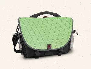 Design your own laptop bag at Rickshaw