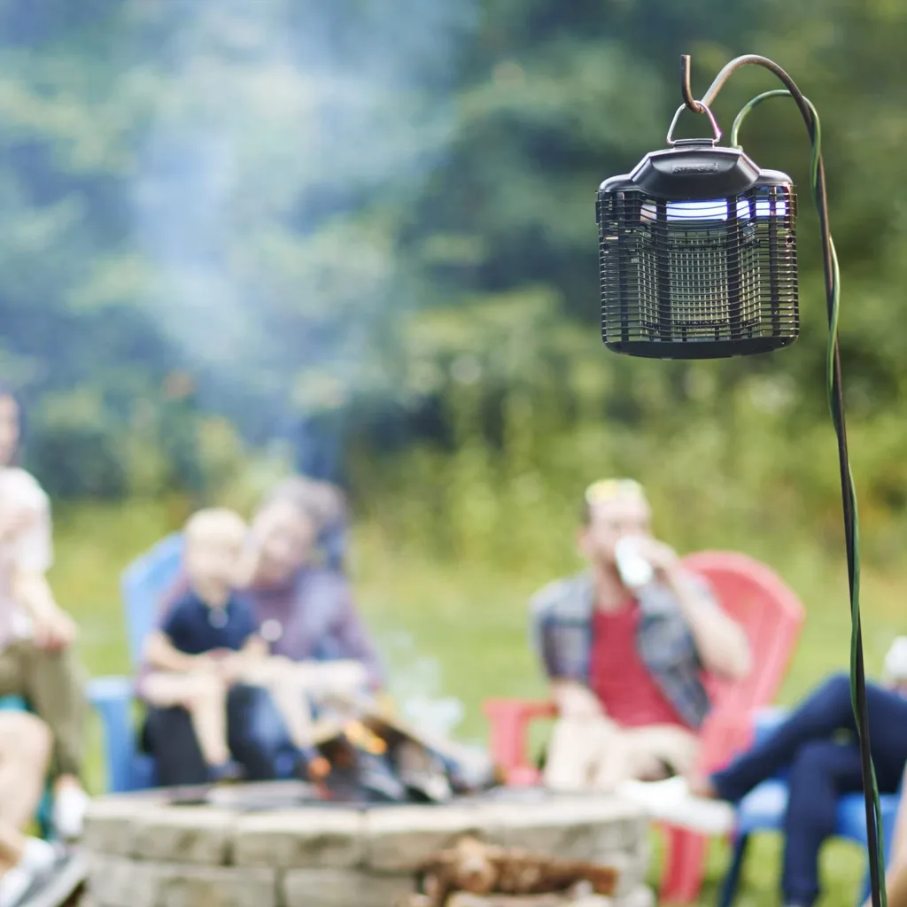 Stinger flat panel insect zapper helps zap bugs in a half-acre radius Stinger flat panel insect zapper helps zap bugs in a half-acre radius