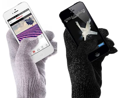 Touchscreen gloves that don't look like touchscreen gloves. Score! 