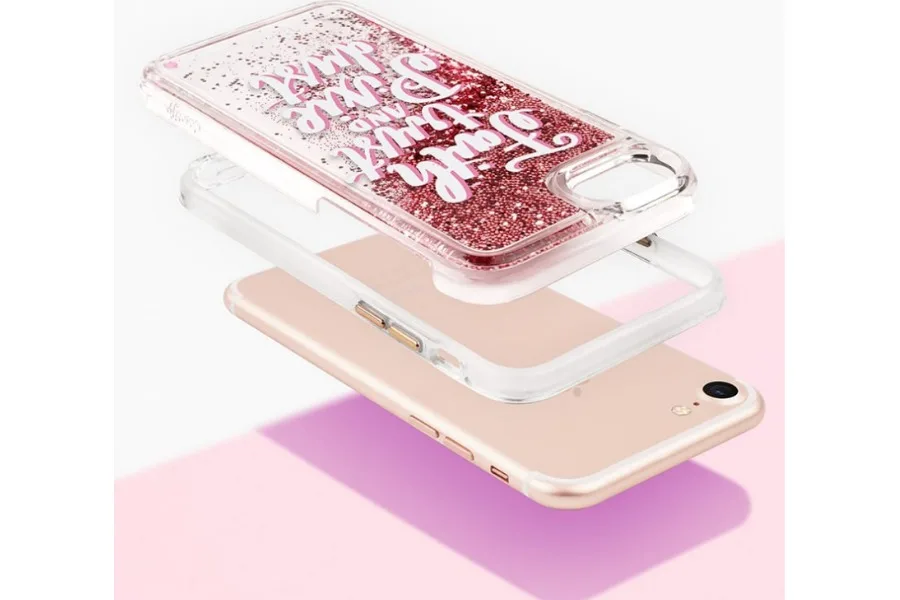 The new Liquid Gold iPhone 7 cases from Casetify. Ooooh glitter