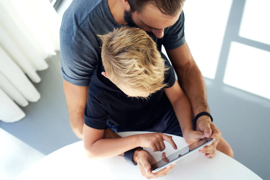 5 ways to encourage a healthy screen-life balance in your kids