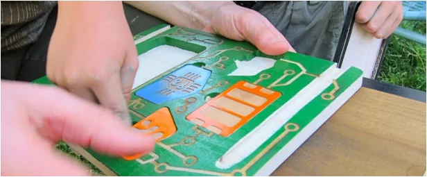 Children's blocks like Inception, but for teaching tiny techies