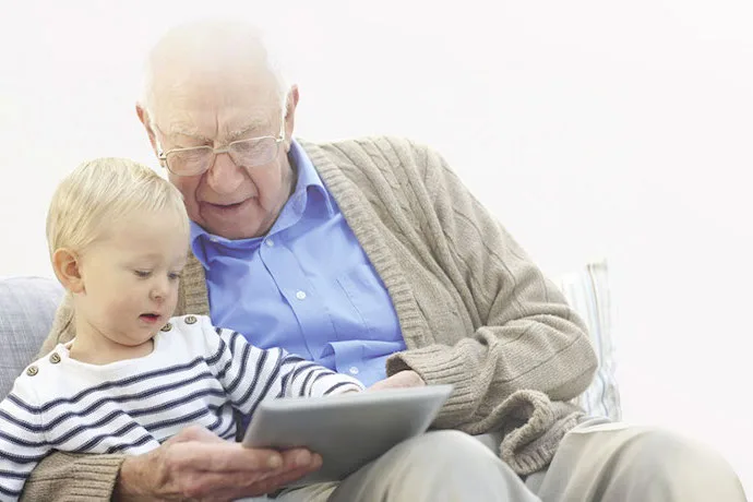 Immortalia app records family memories for future generations