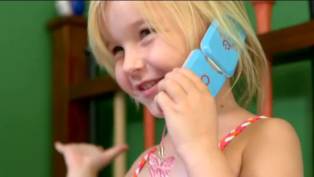 Piquing our Geek - A safe cell phone for kids. For real.