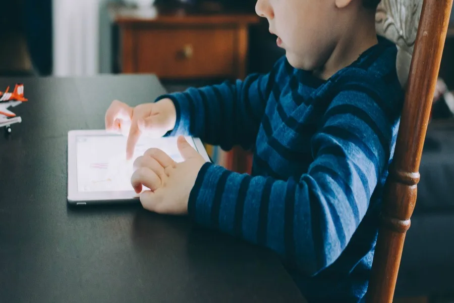 The best way to manage your kid's screen time