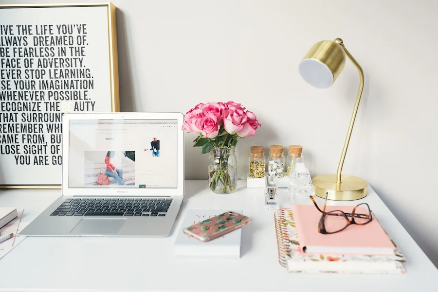 9 of our top tips for saving money when you shop online