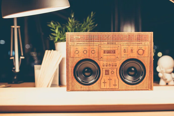 The Wooden Boombox: Actually a Bluetooth speaker