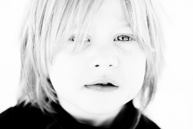 How to take better holiday photos: How to shoot in black and white via Katie Evans