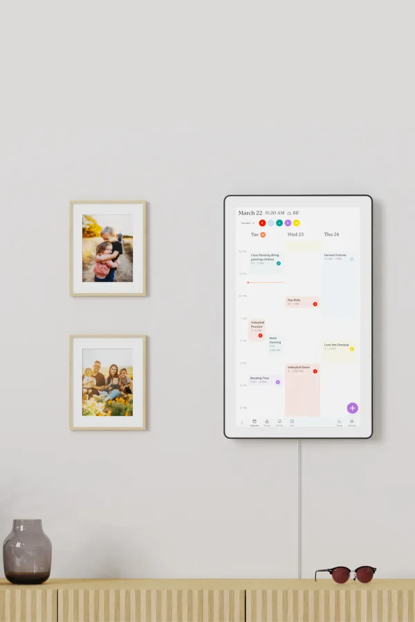 Skylight Calendar Max: why this touchscreen organization calendar system is amazing for busy families!
