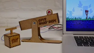 Piquing Our Geek -- Angry Birds slingshot controller