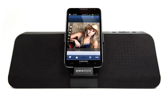 Gimme some ‘droid love: 4 cool speaker docks for Android phones