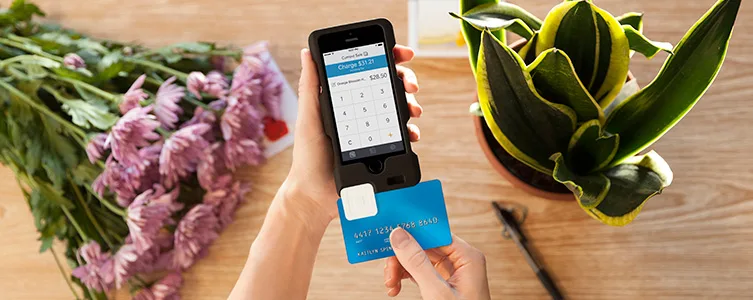 Griffin Square Card Reader Case for iPhone | Cool Mom Tech