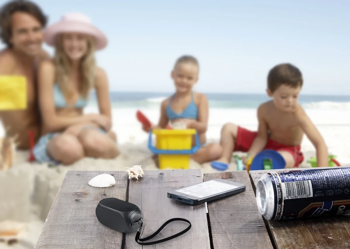 Qube2: A wireless Bluetooth speaker that could fit on your keychain