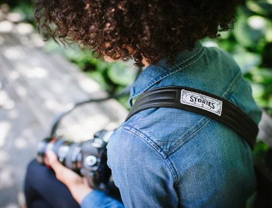 ONA camera strap supports charity:water |coolmomtech.com