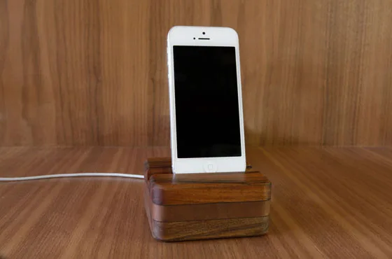 A wooden charging dock to fit any phone or tablet – even one that’s not even out yet.