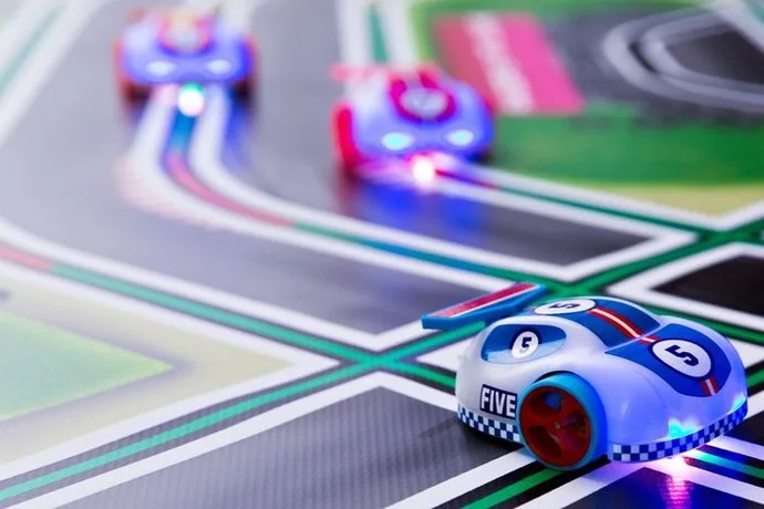 Cannybots: An exciting new tech toy that goes so far beyond car racing, you won’t believe it.