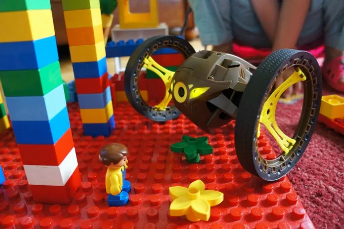 7 cool things you can do with MiniDrones