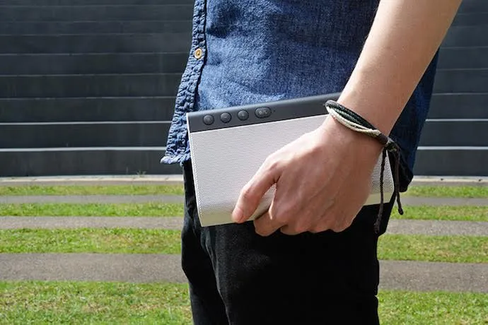 The gorgeous SoundBlaster Roar 2 speaker proves that bigger isn’t always better