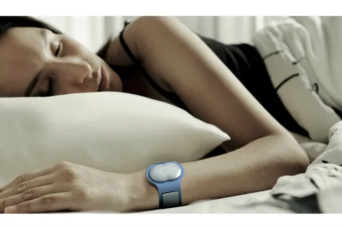 Meet Ava: A fertility tracking bracelet that finally lets you toss out the BBT thermometer