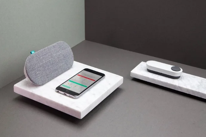 Smart doorbells: A new tech trend that can help keep your family safer | Ding smart doorbell