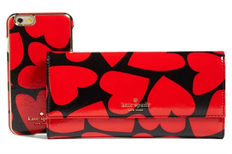 5 fabulous Valentine’s Day tech accessories you can get at Nordstrom. Drool.