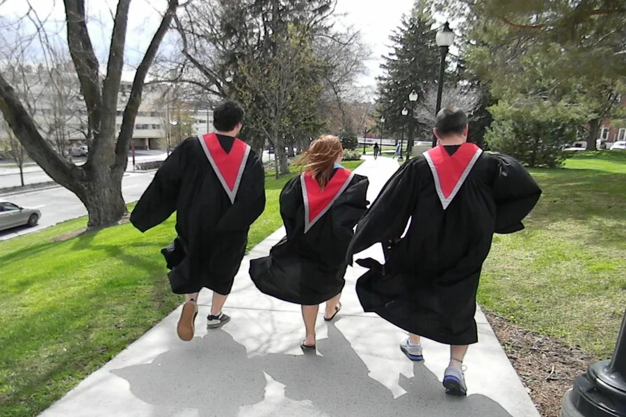 Harvard rescinds 10 student offers for offensive meme | Cool Mom Tech