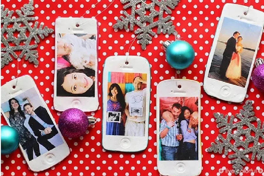 DIY iPhone photo ornaments tutorial via Live Colorful for Chica Circle