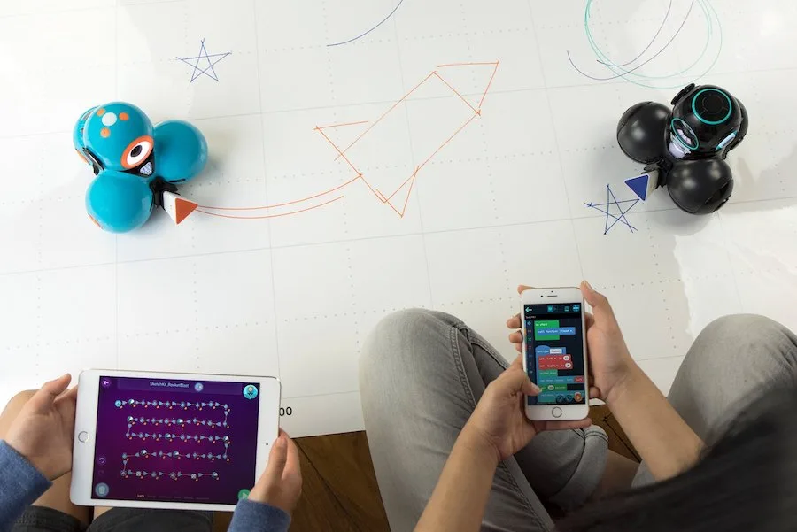 Wonder Workshop's new sketch kits turn their robots into art tools for kids | Cool Mom Tech