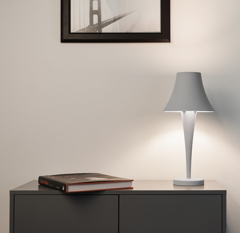 Gantri makes sustainable modern lighting from corn: Paris Table Lamp