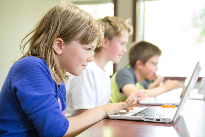 The best online STEM camps for kids this summer: Coding with Kids