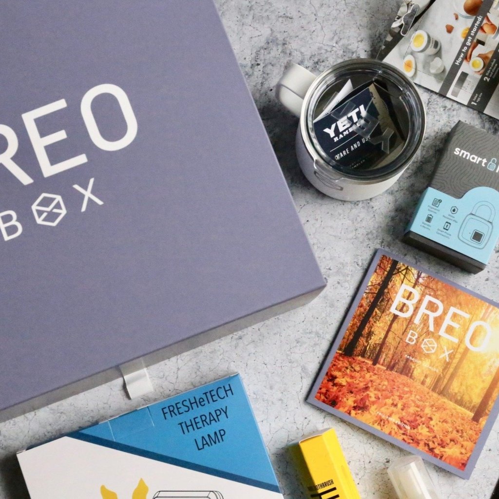 A Breo Box subscription sends cool tech and trendy gear each quarter