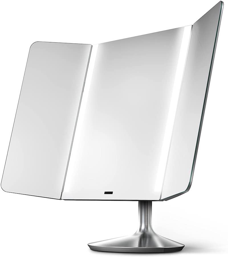 High-tech beauty gifts for Mother's Day: simplehuman makeup mirror High-tech beauty gifts for Mother's Day: simplehuman makeup mirror