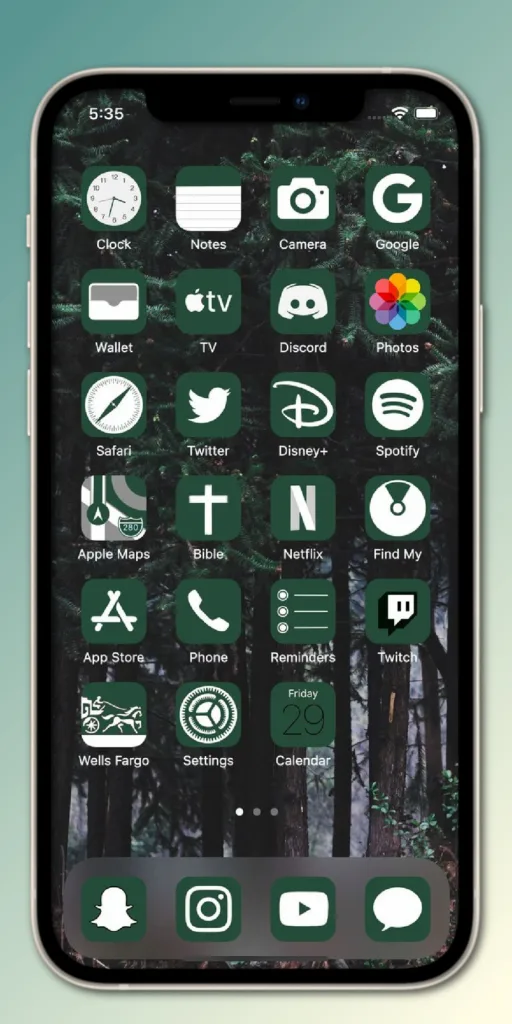 3 ways to add a holiday aesthetic to your phone: Try an app like Brass