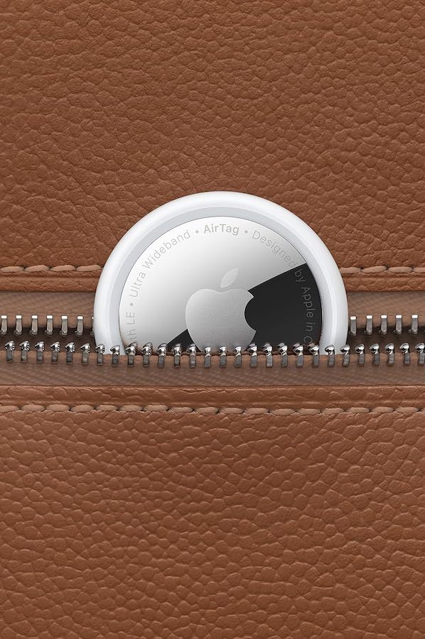 Apple airTags on sale - lowest yet! And they make great holiday gifts or stocking stuffers