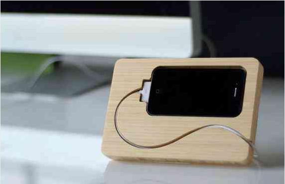 An iPhone dock that makes even the cord look beautiful