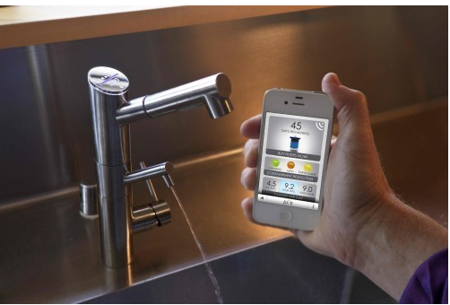 Piquing Our Geek: A smart faucet you can check with your smartphone