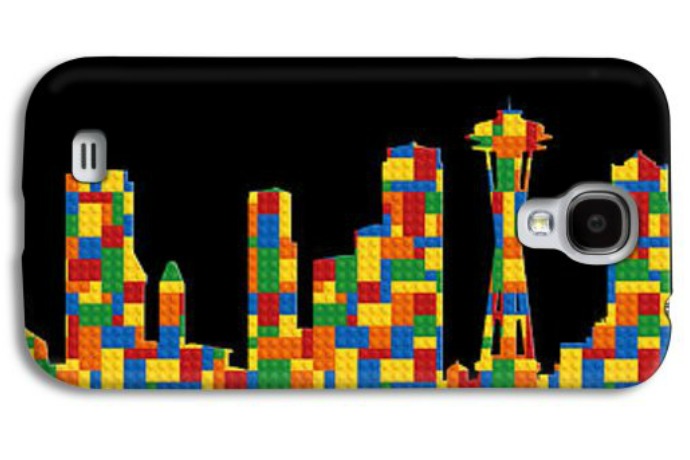 Show your Super Bowl XLIX team pride on your phone. With LEGOs.