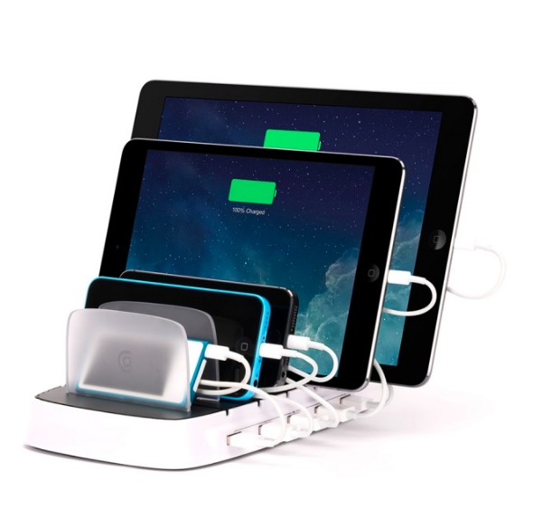 Griffin charging station | Cool Mom Tech