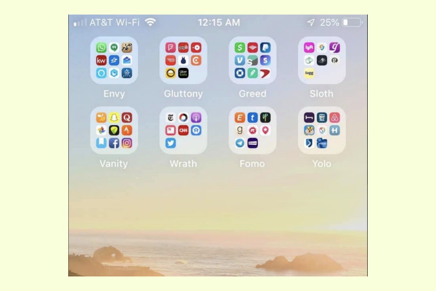 The most hilarious way to organize iPhone apps that we’ve ever seen