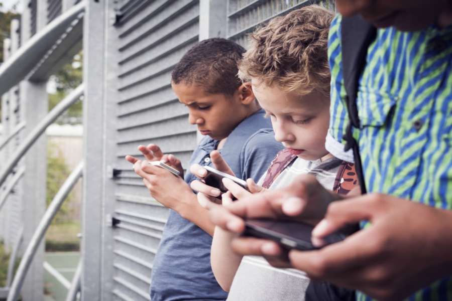 Digital parenting tips: 5 ways you can be a tech-positive parent
