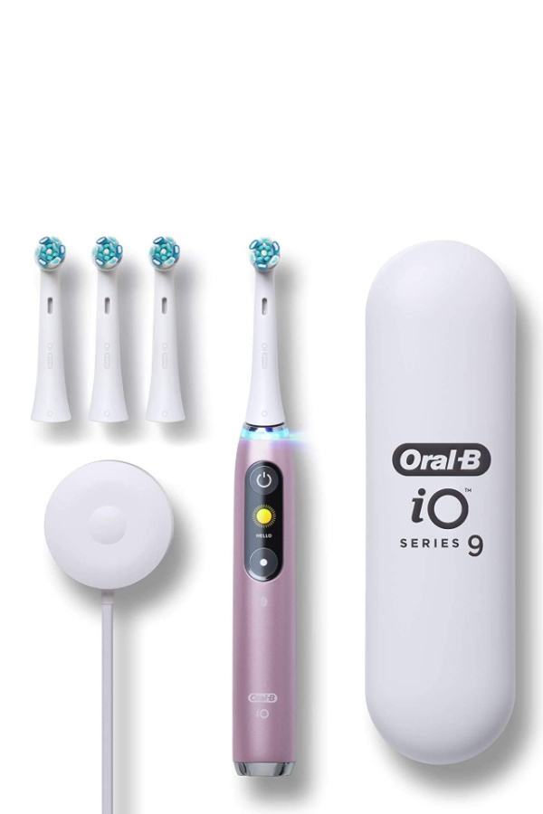 High-tech beauty gifts: The new Oral B IO Electric Toothbrush system in rose quartz