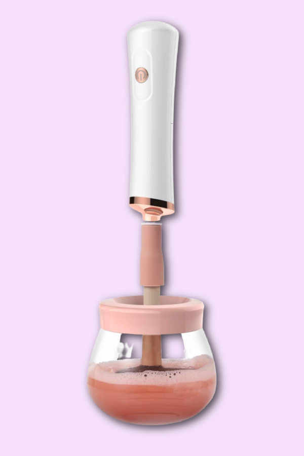 Hot high-tech beauty gifts: This affordable electric makeup brush cleaner